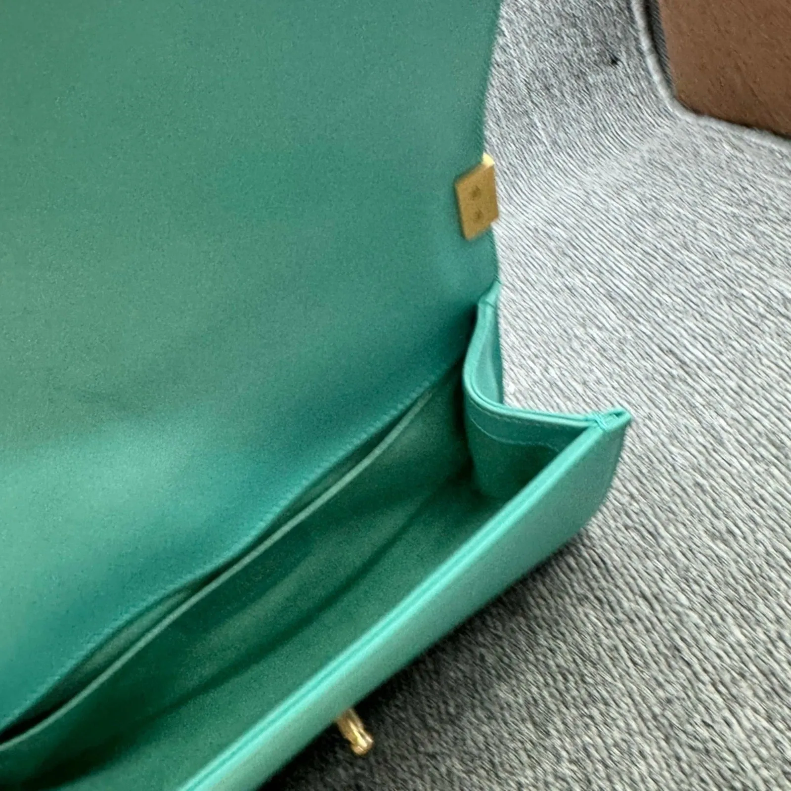 100%  Authentic CHANEL Boy Green Leather Shoulder Bag