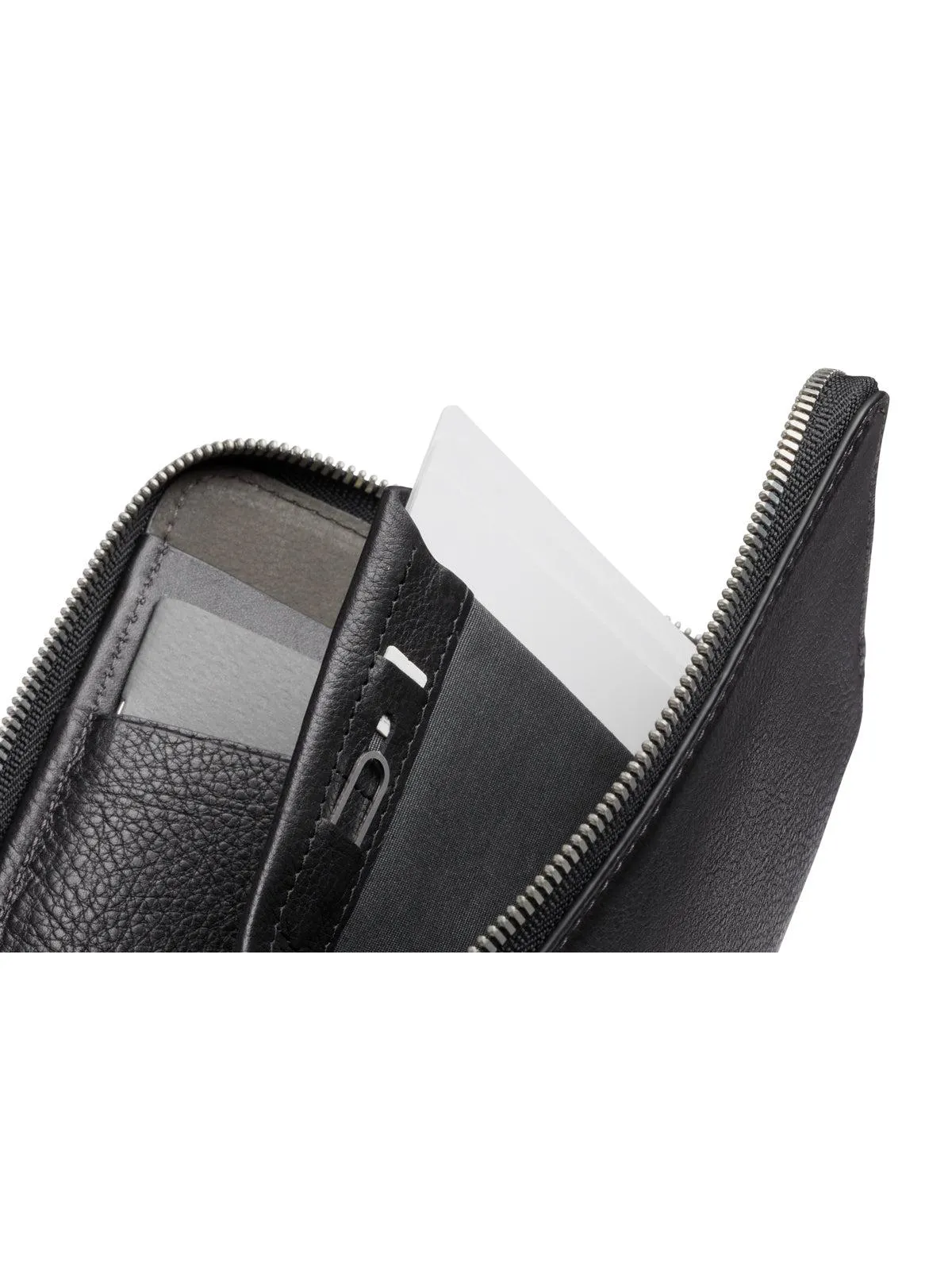 Bellroy Travel Folio Obsidian