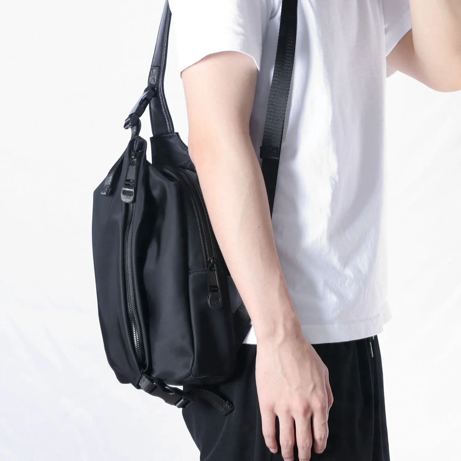 Black Nylon Sling Bag Mens Waterproof Sling Pack Black Nylon Crossbody Backpack Nylon Sling Bags for Ladies