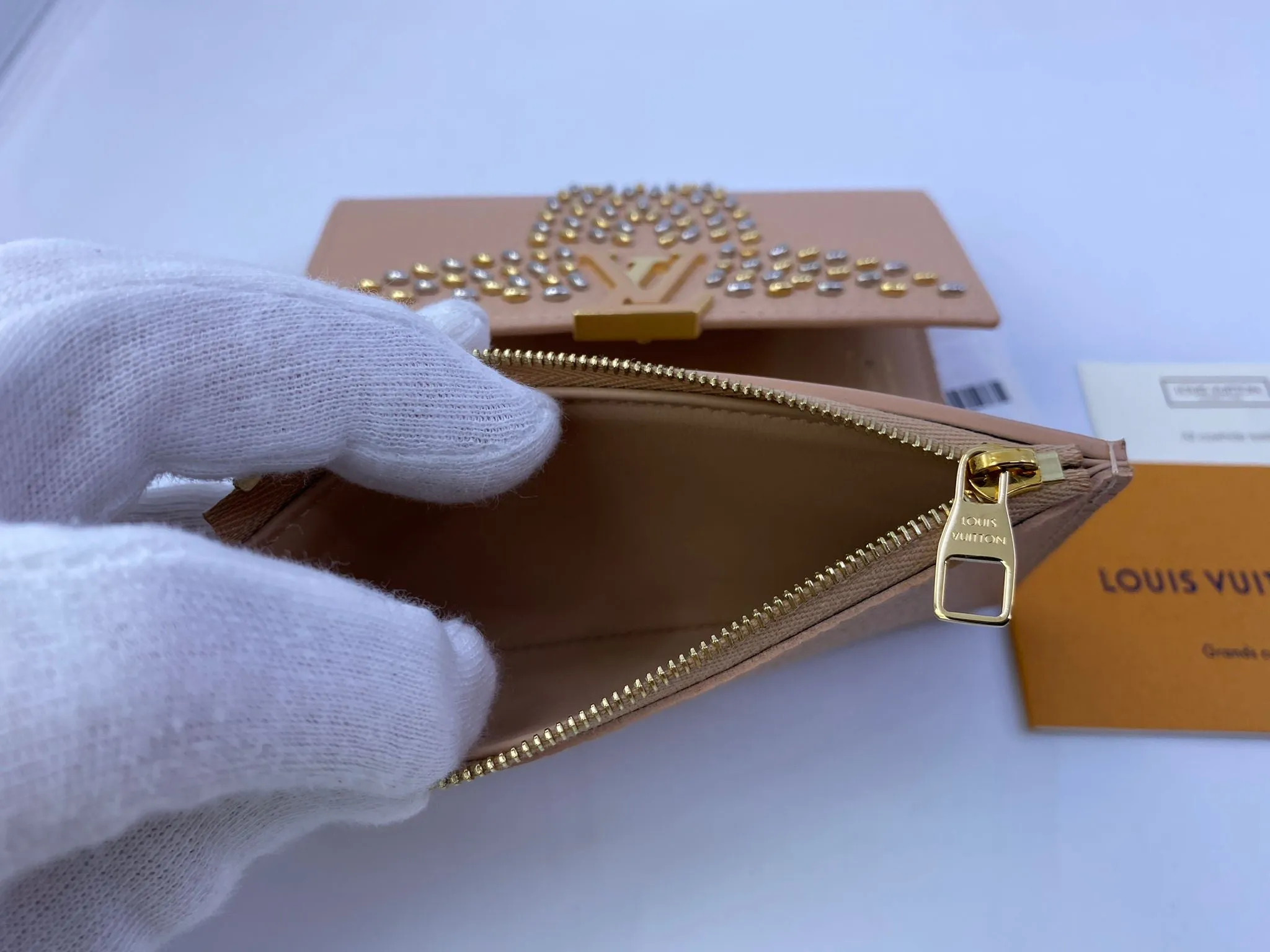 Capucines Compact Wallet