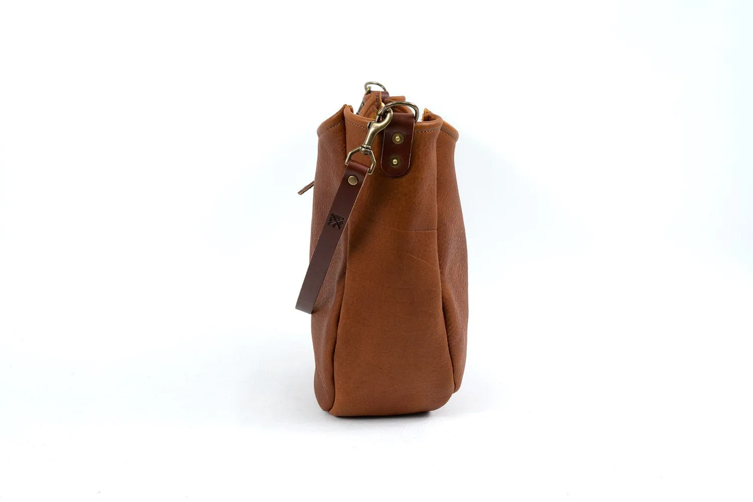 CELESTE LEATHER HOBO BAG - LARGE - MOCHA