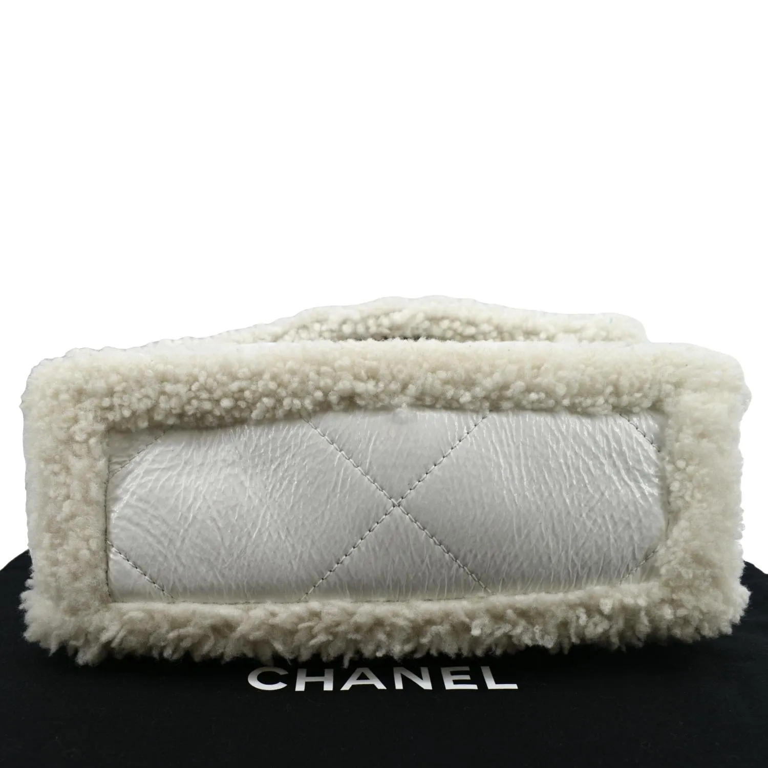 CHANEL 19 Flap Shearling Patent Leather Shoulder Bag White