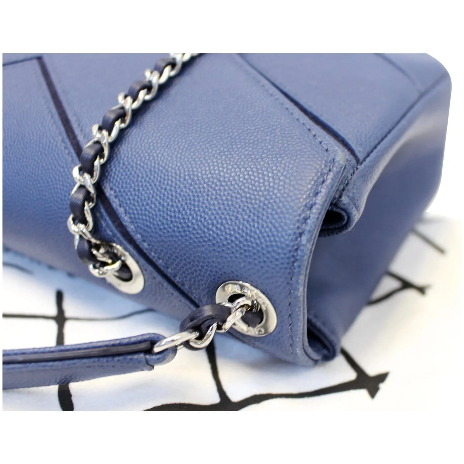 CHANEL CC Chevron Flap Shoulder Crossbody Bag Blue