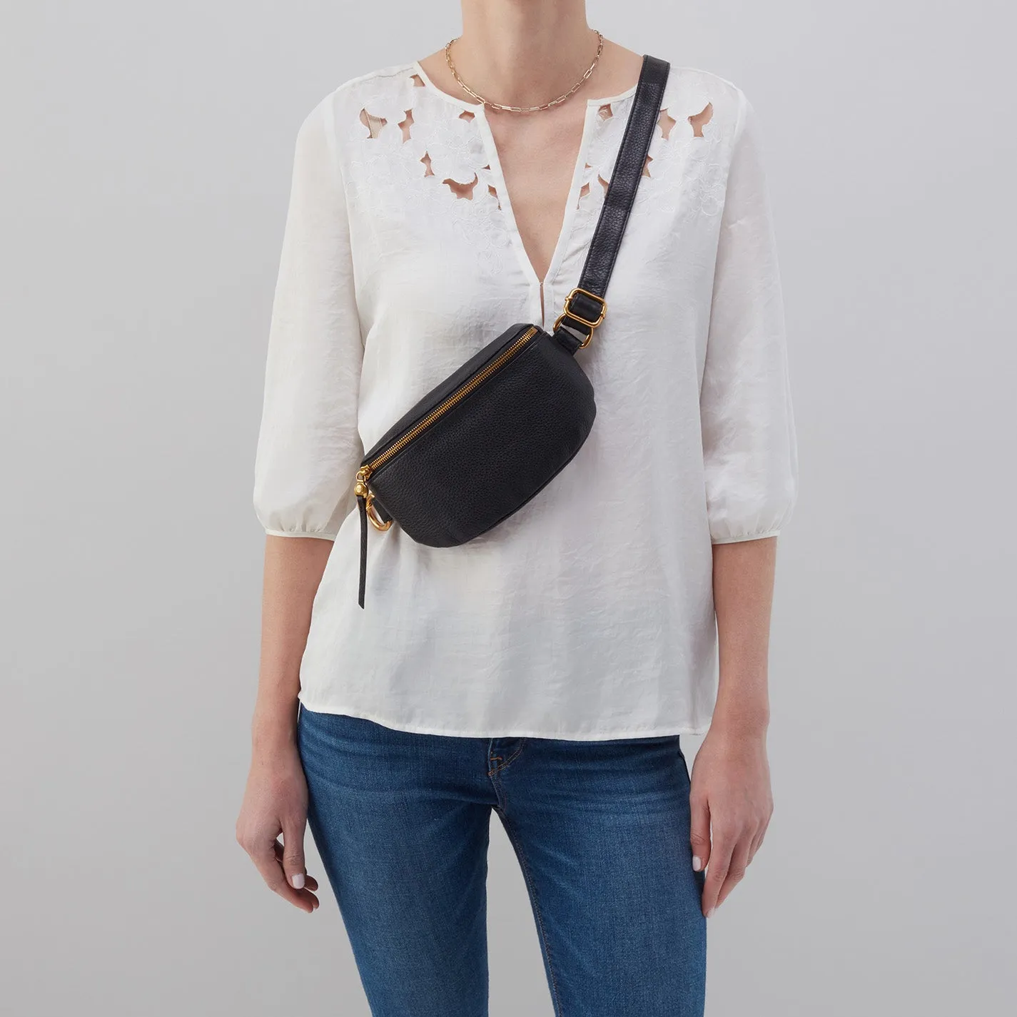 Fern Belt Bag In Pebbled Leather - Taupe