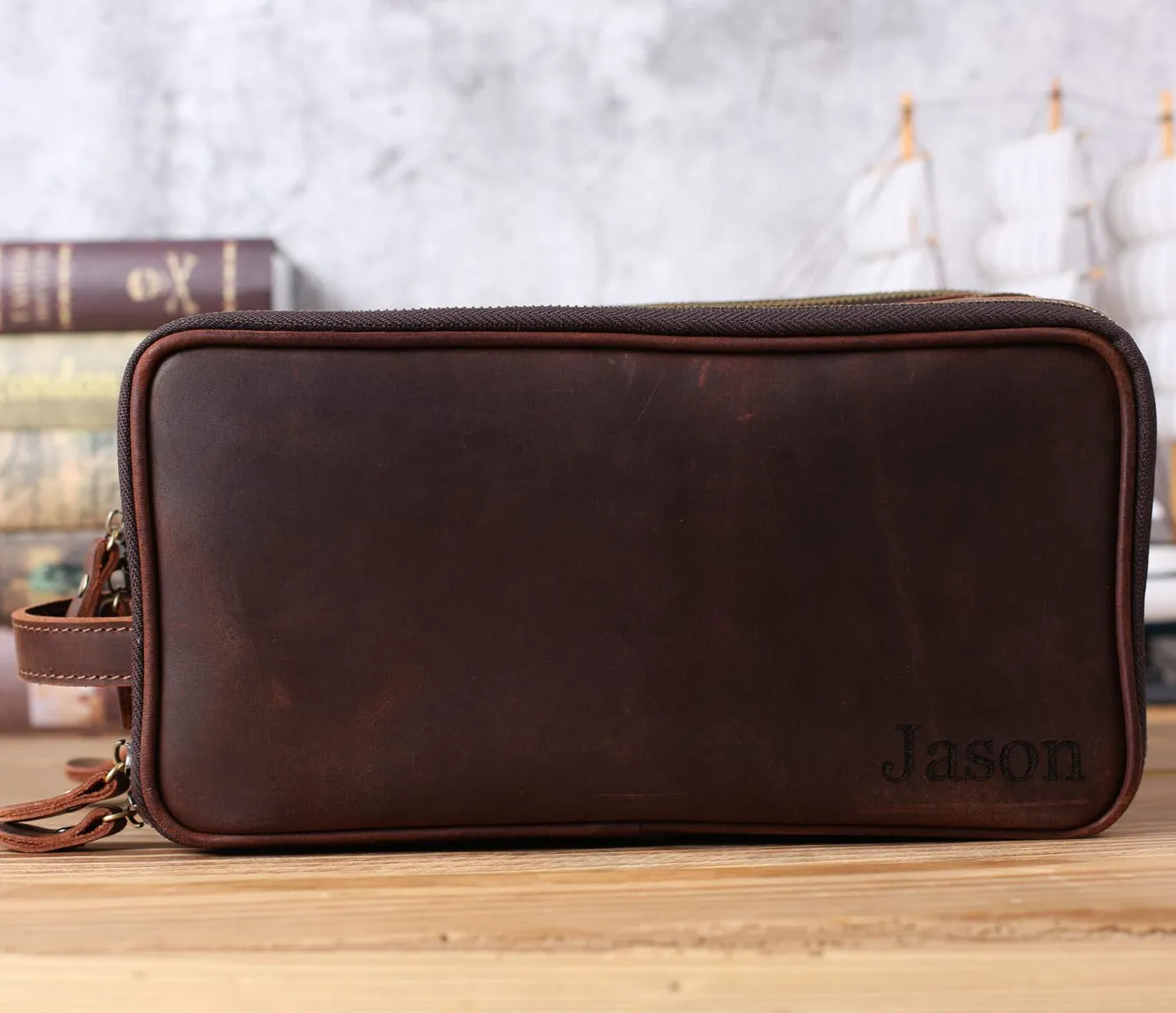 Groomsmen Gift Personalized Leather Toiletry Bag Waterproof Leather Dopp Kit Men's Shaving Kit, Christmas Gift
