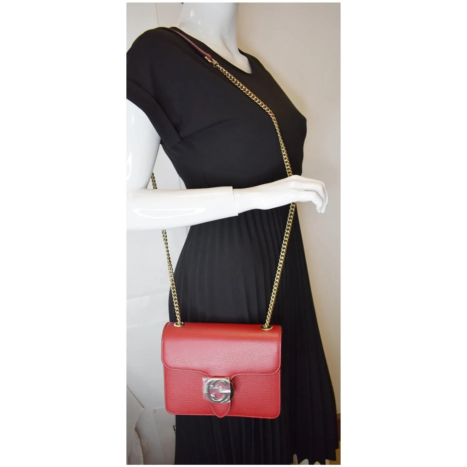 GUCCI Interlocking GG Leather Crossbody Bag Red 510304