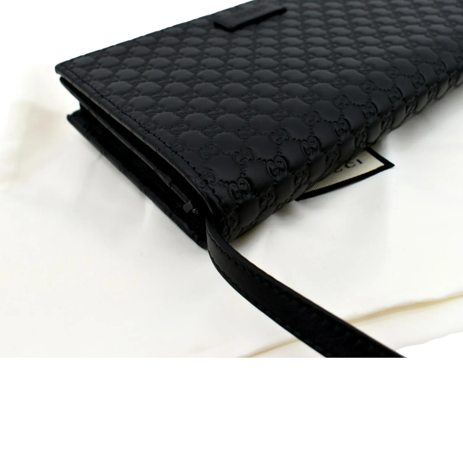 GUCCI Micro GG Leather Crossbody Wallet Black 466507