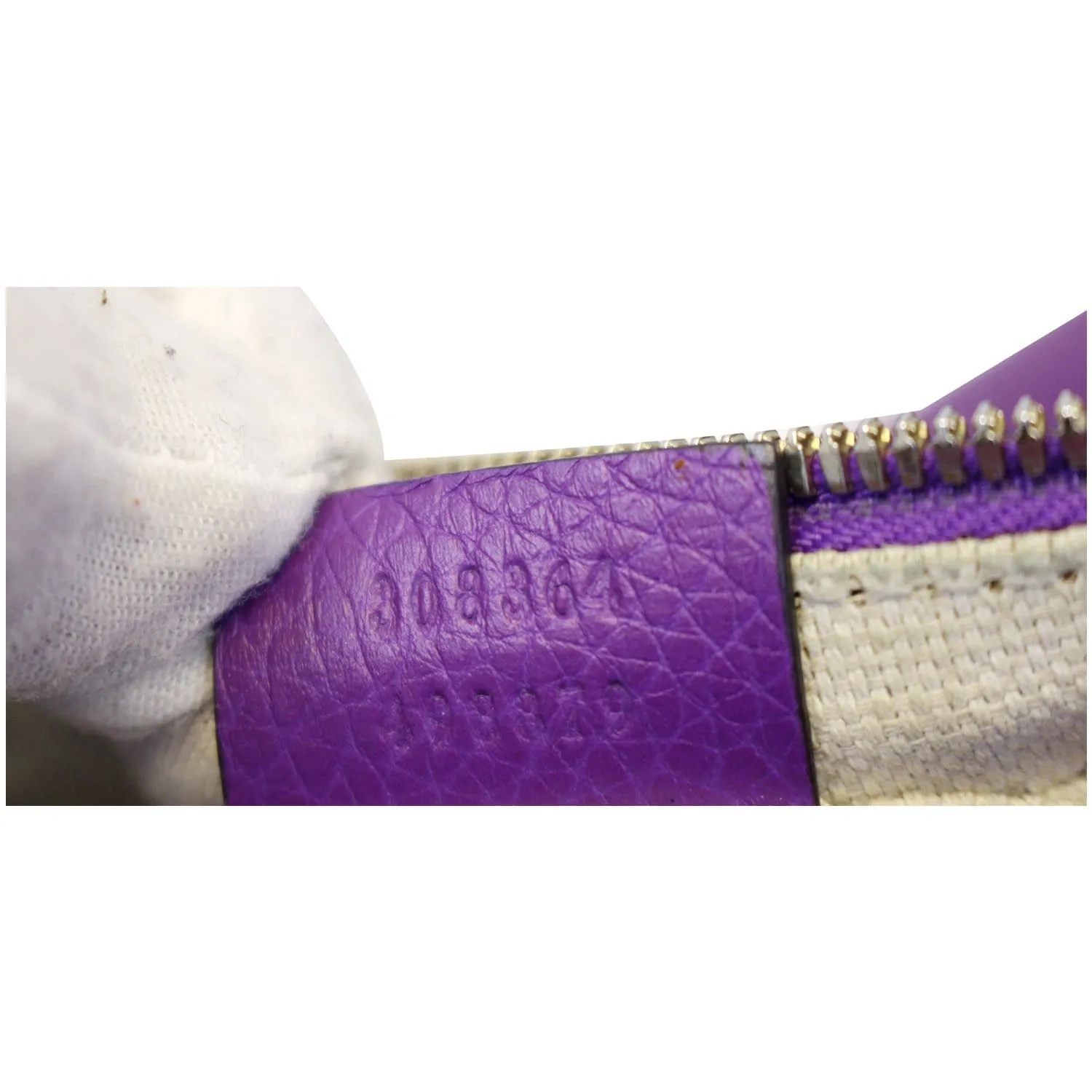 GUCCI Soho Disco Pebbled Leather Small Crossbody Bag 308364