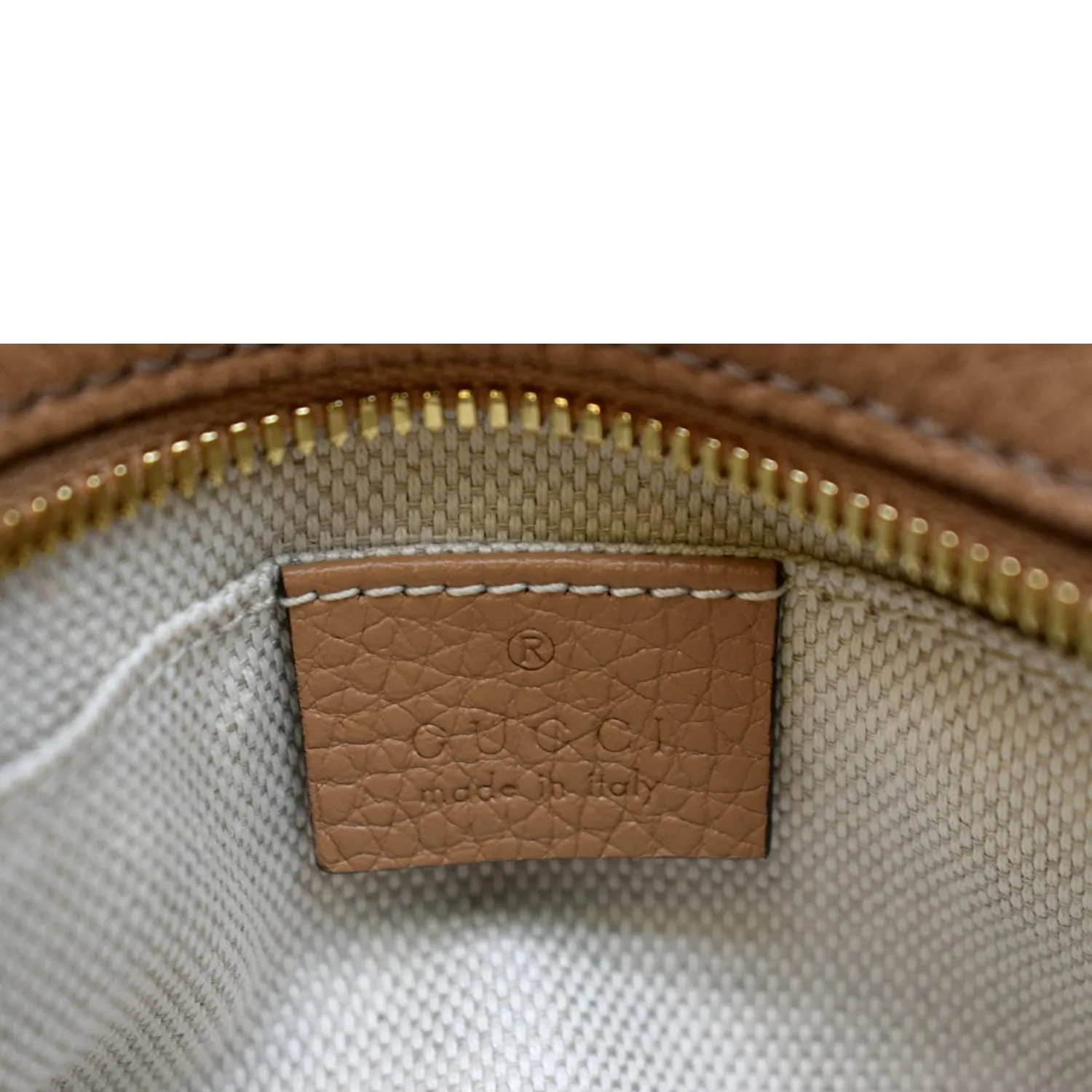 GUCCI Soho Disco Pebbled Leather Small Crossbody Bag Rose Beige 308364