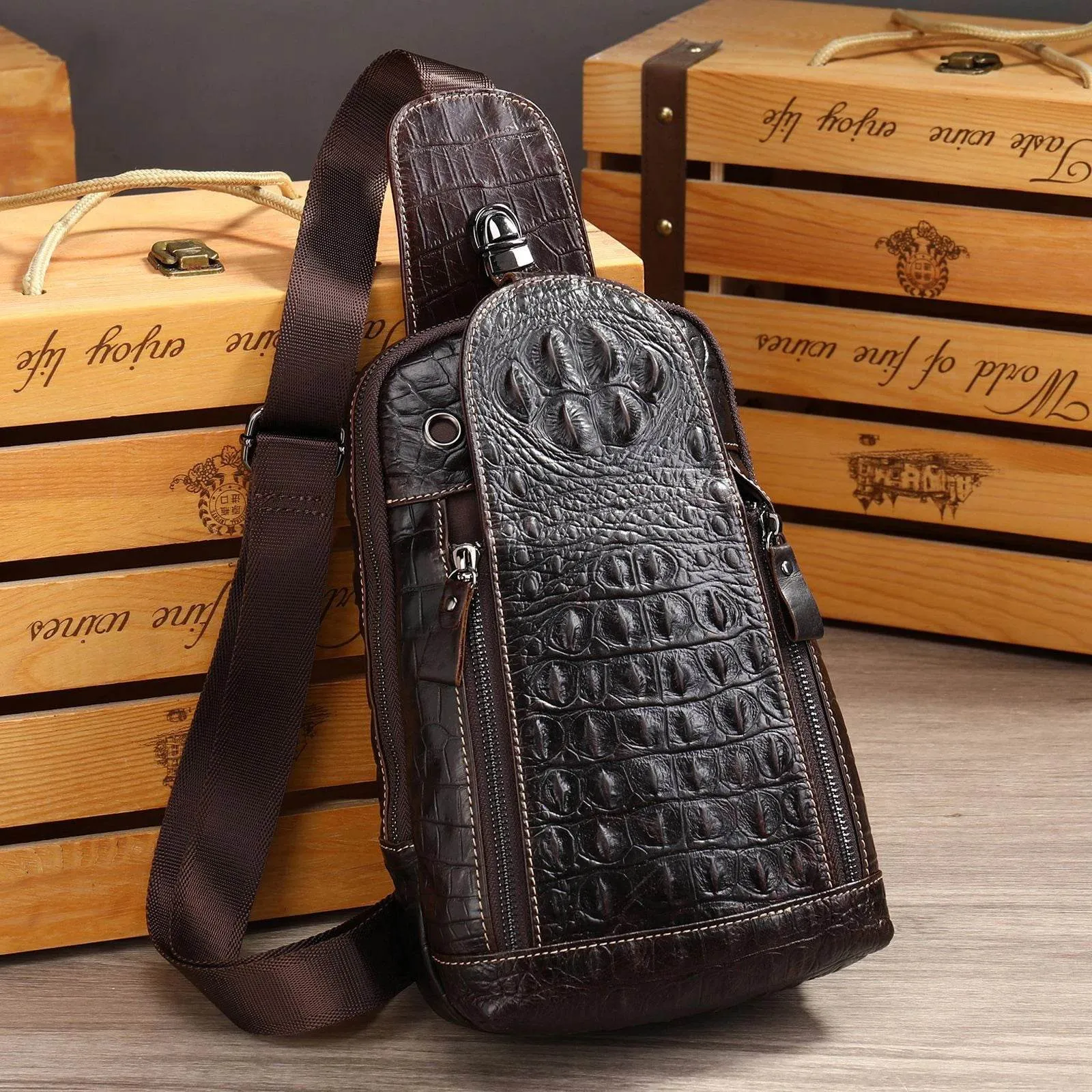 Leather Chest Bag Alligator Pattern Men's Crossbody Shoulder Bag