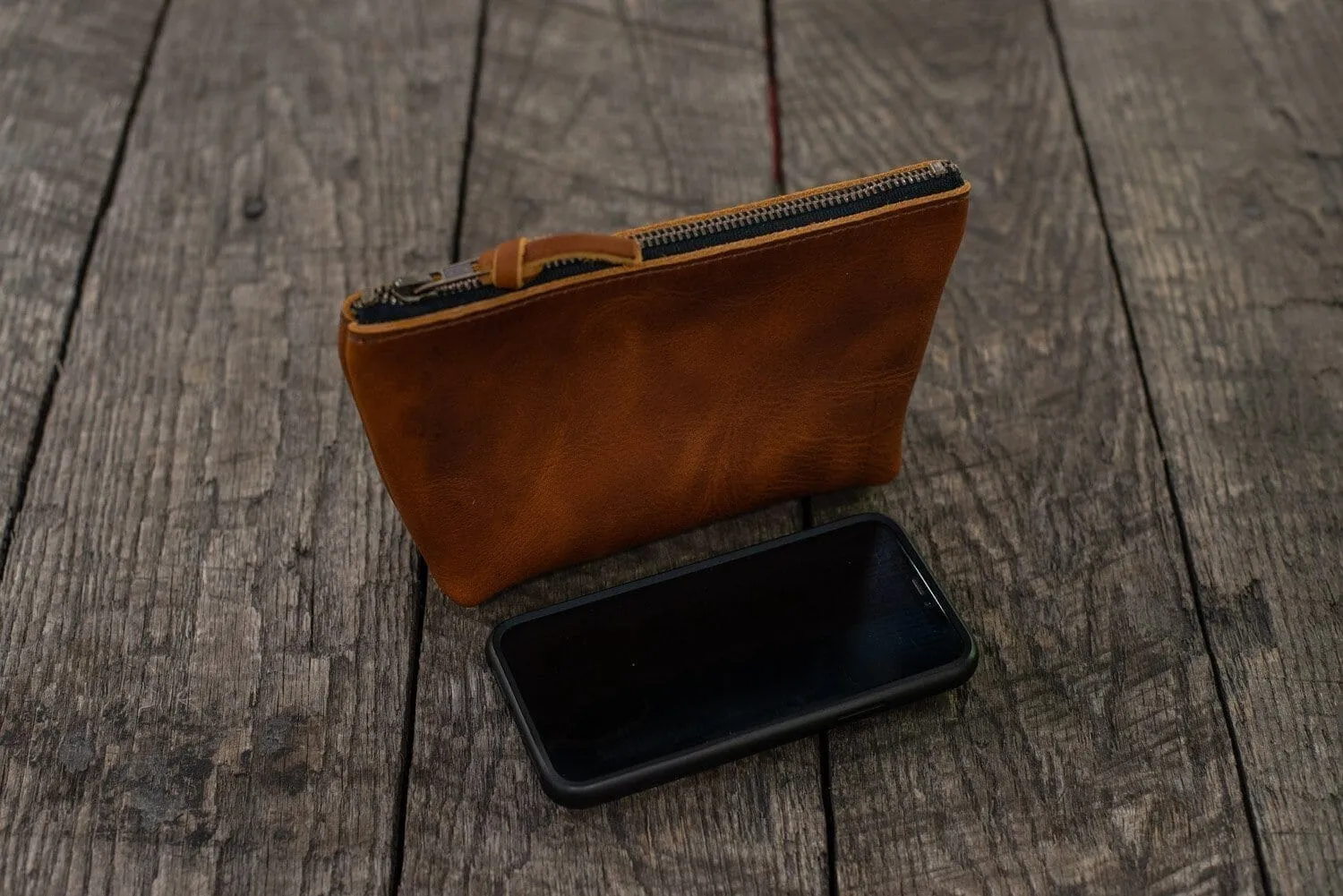 LEATHER TOP ZIPPERED POUCH - SMALL - NAVY
