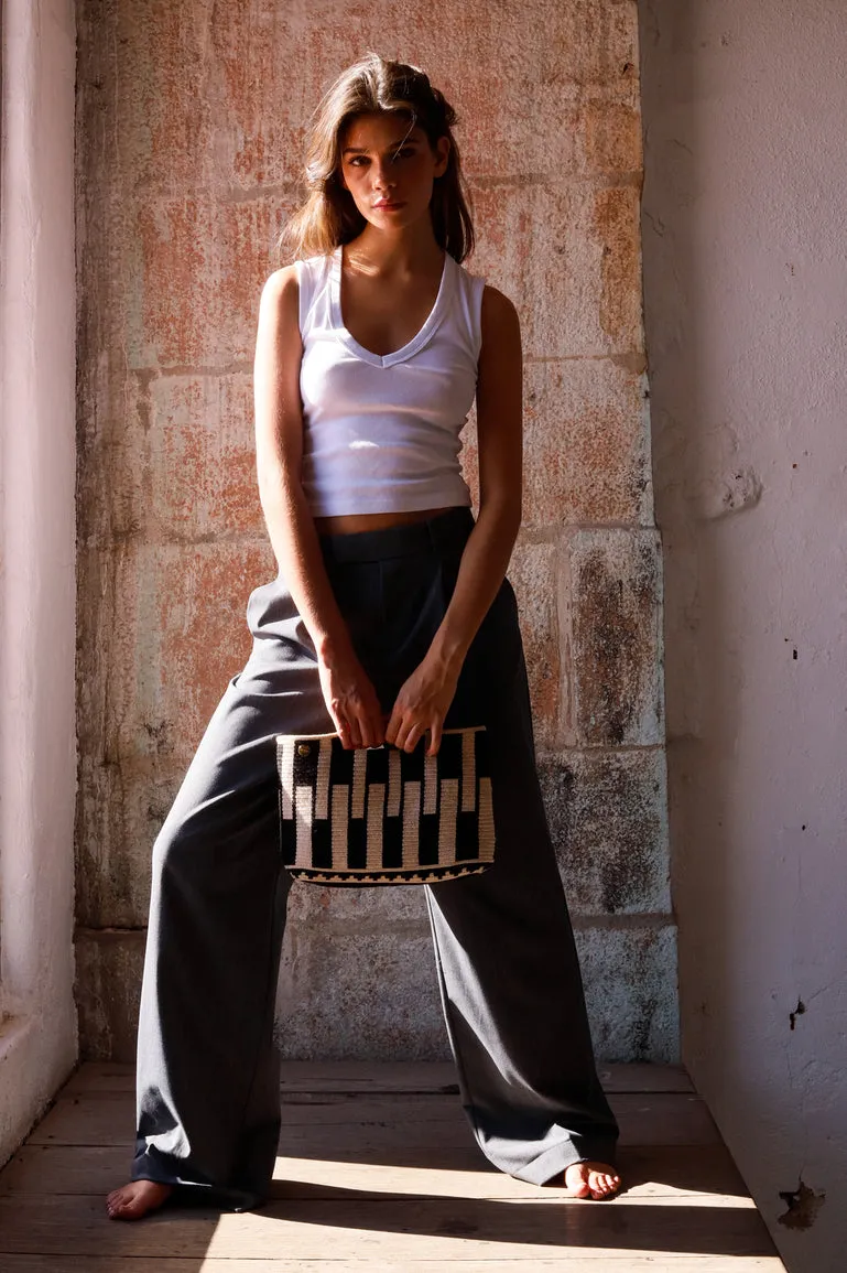 Lisboa B Medium Clutch