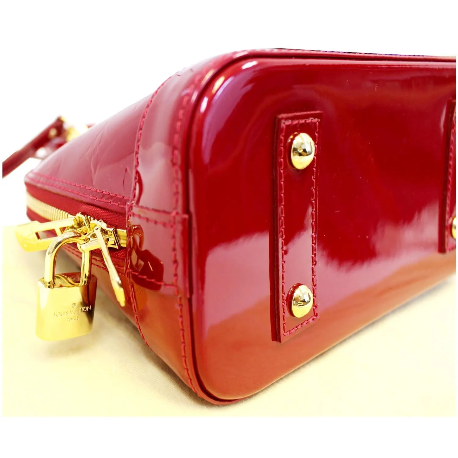 LOUIS VUITTON Alma BB Vernis Leather Satchel Crossbody Bag