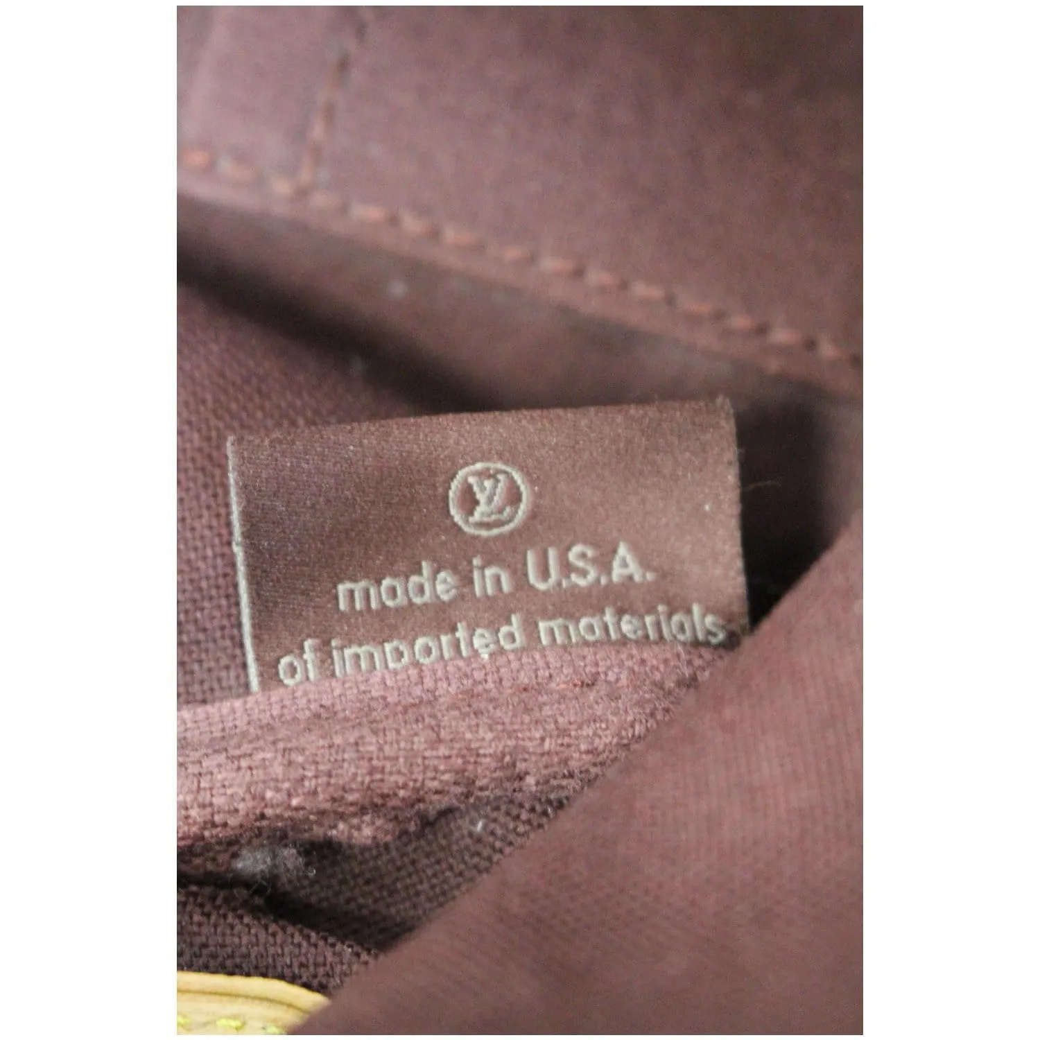 LOUIS VUITTON Favorite MM Monogram Canvas Crossbody Bag Brown
