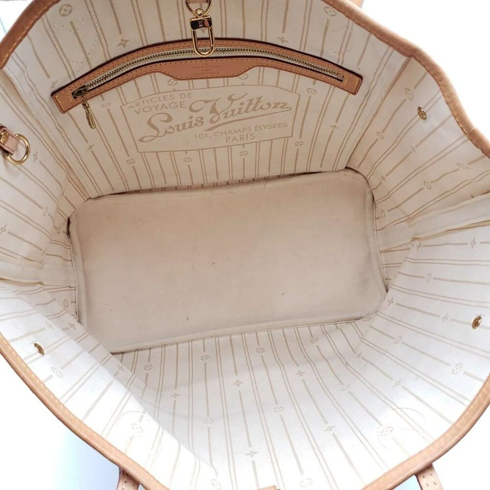Louis Vuitton Neverfull MM White Damier Azur Canvas Shoulder Bag