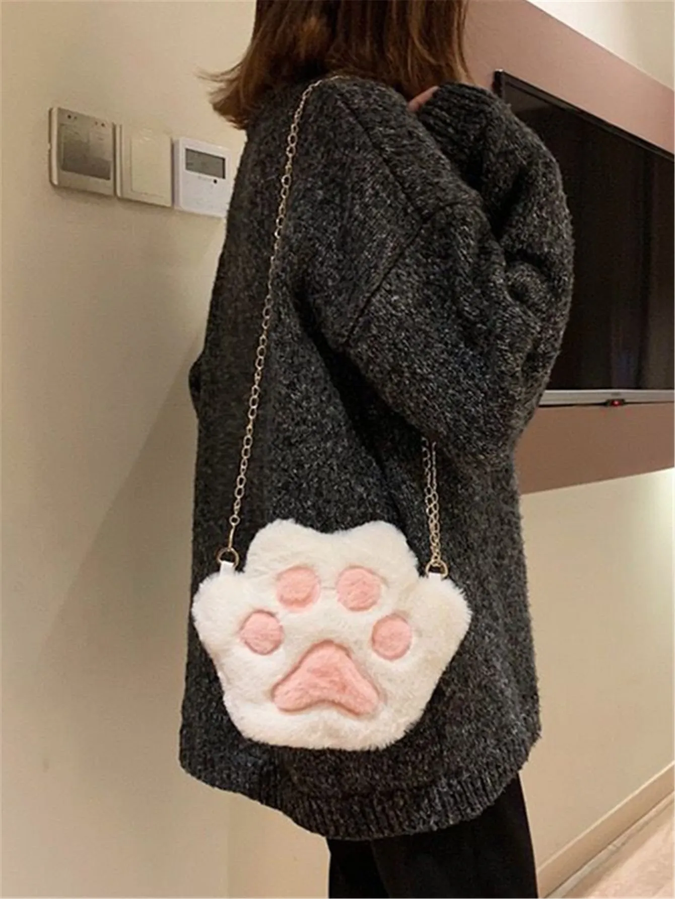 Mini Fluffy Claw Novelty Bag - Multicolor