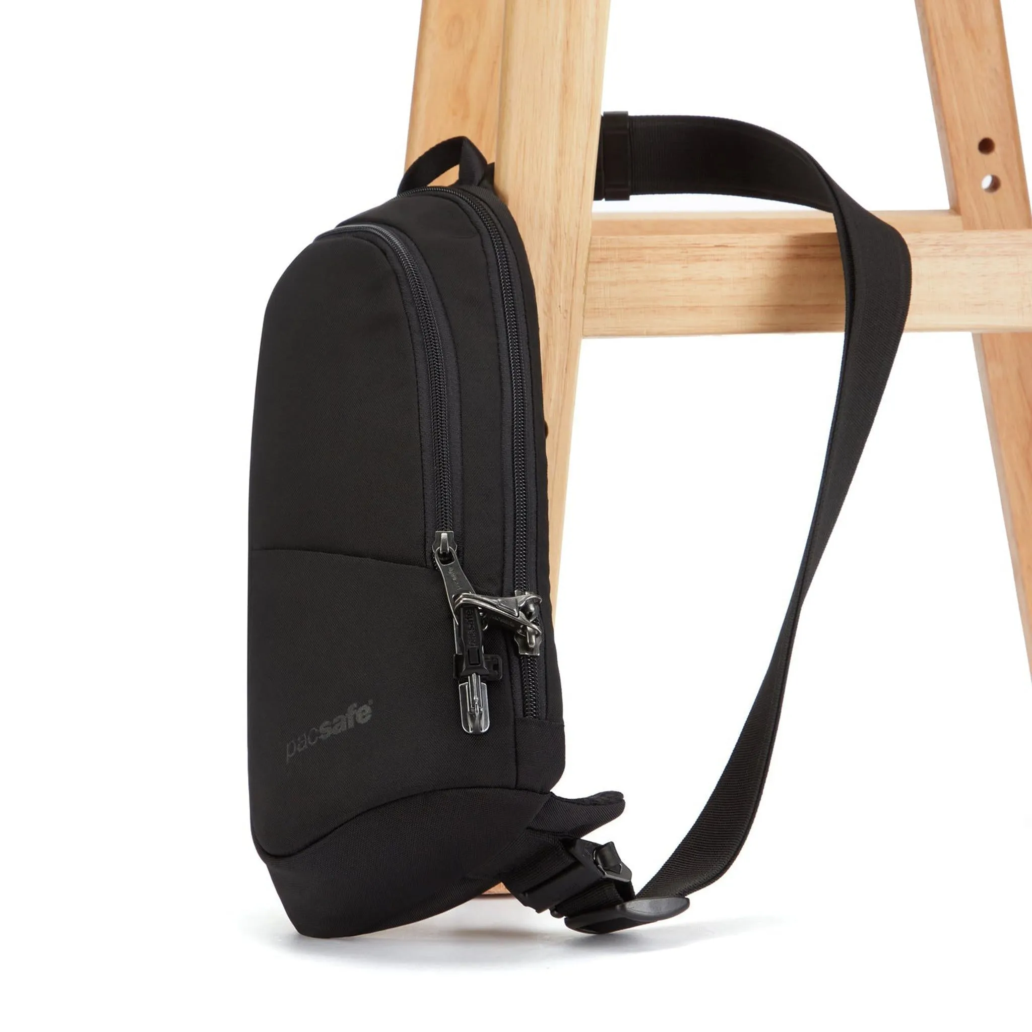 Pacsafe V Anti-theft Action Sling Pack