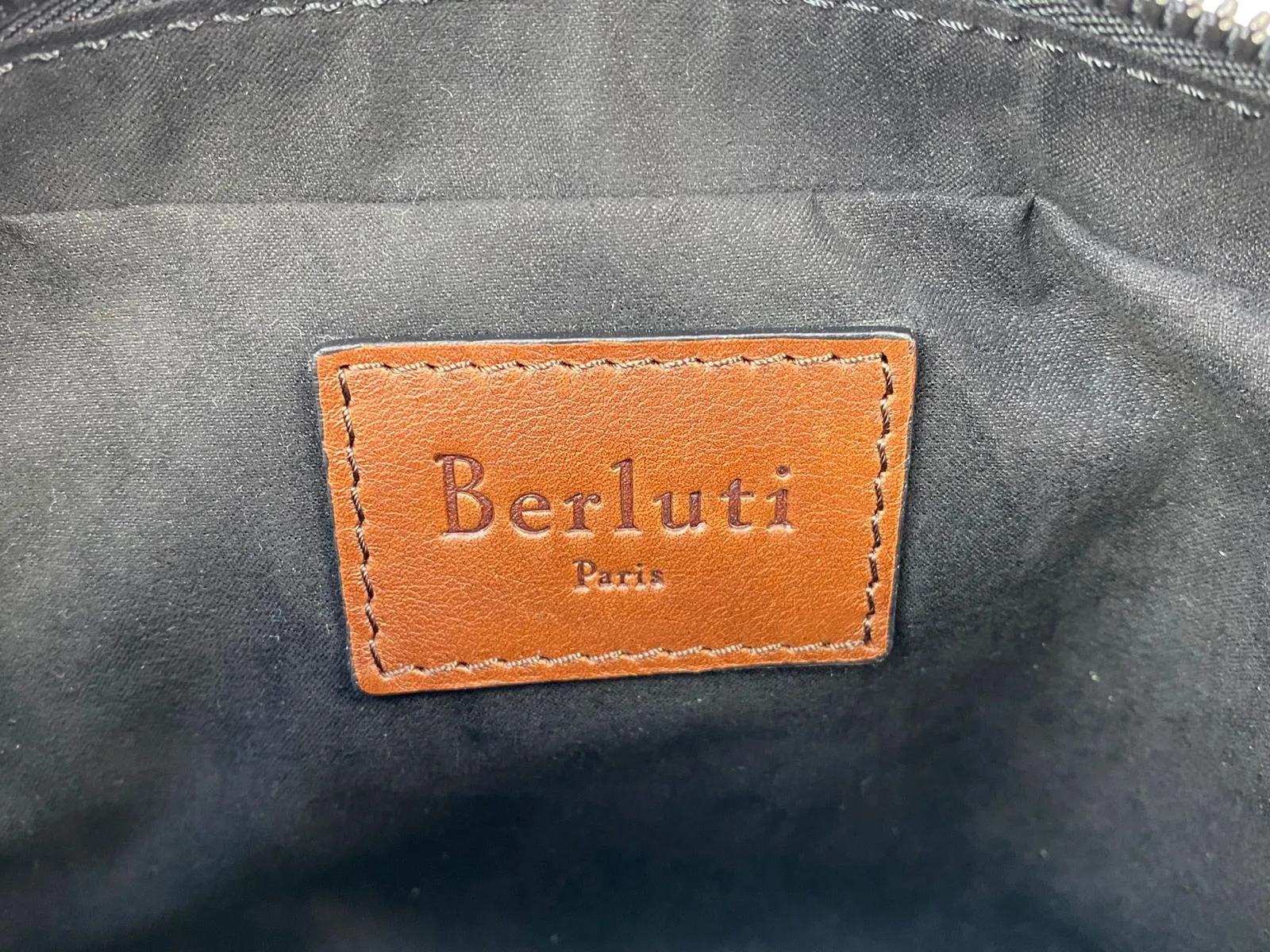 Pilote II Scritto Crossbody Bag