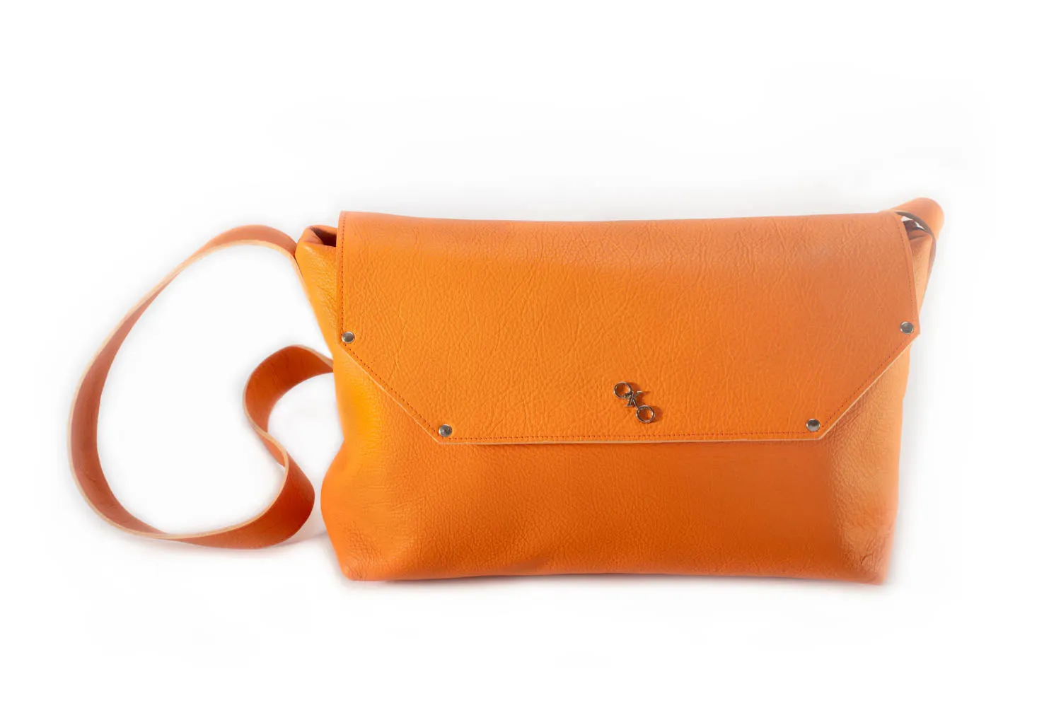 "Urban Chic" medium shoulder bag