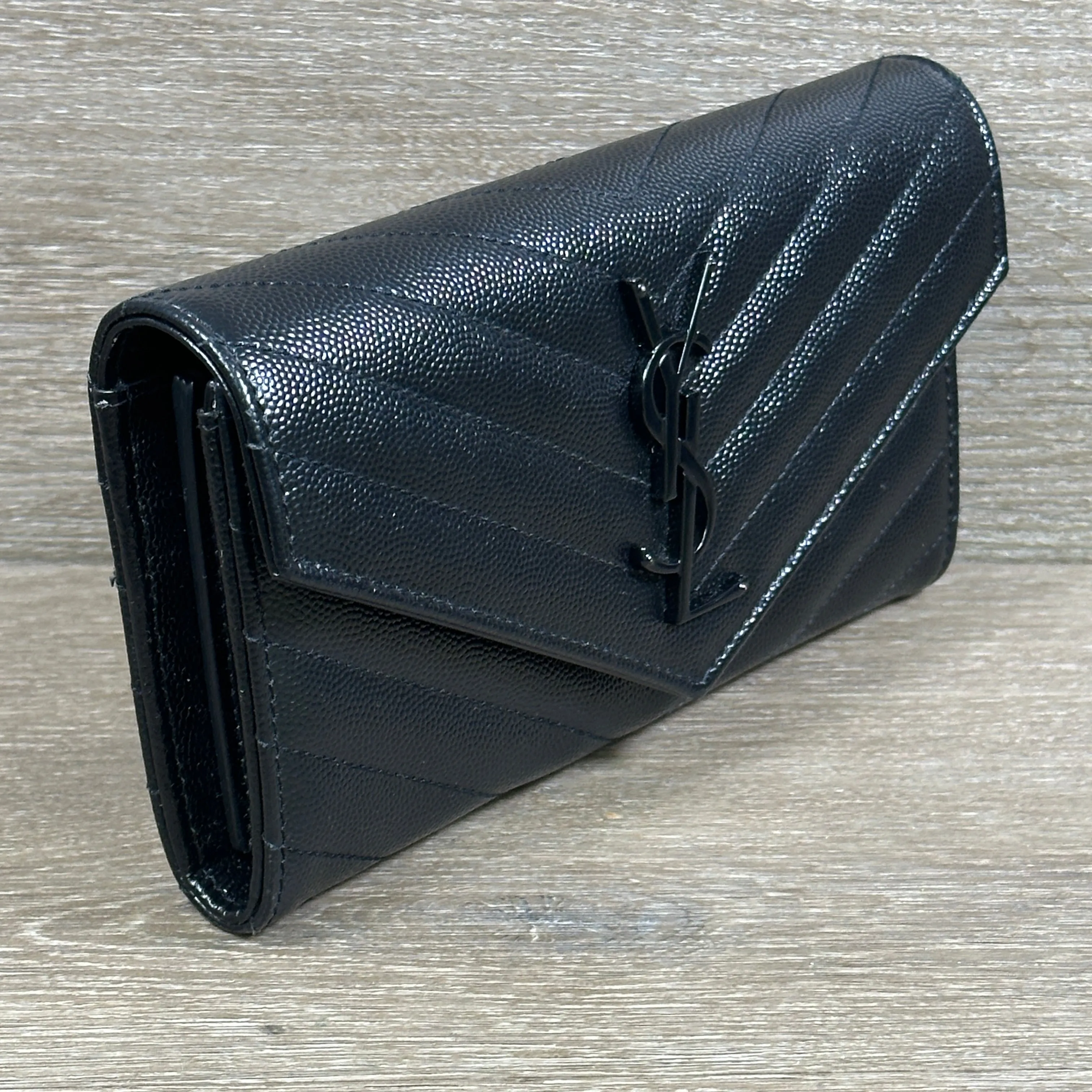 Saint Laurent YSL Monogram Large Flap Wallet in Grained Leather - Black