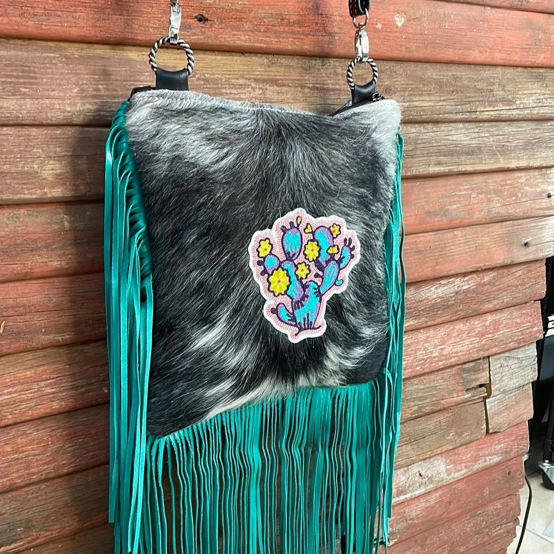 Shania - Black & White w/ Cactus Blossom Patch