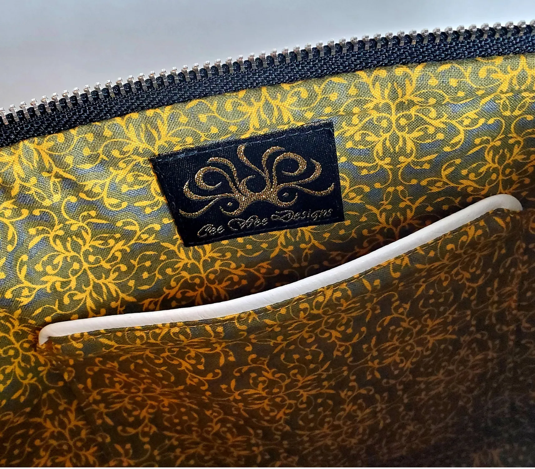 Tee Zipper Clutch