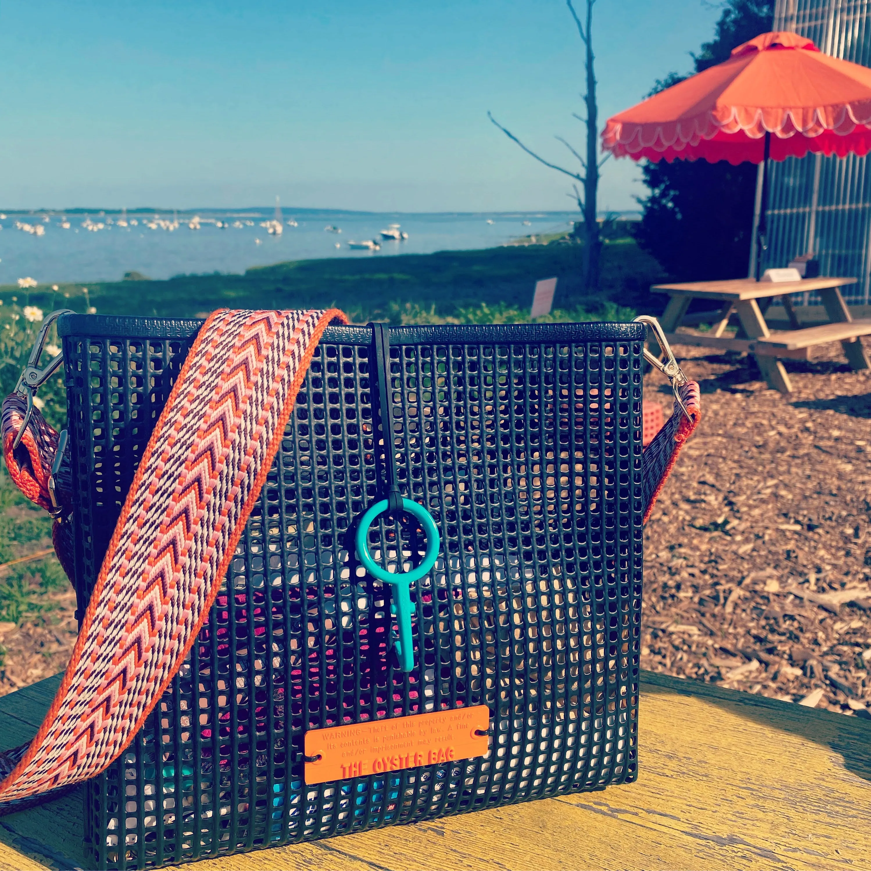 THE CROSSBODY - AUNT DOTTY