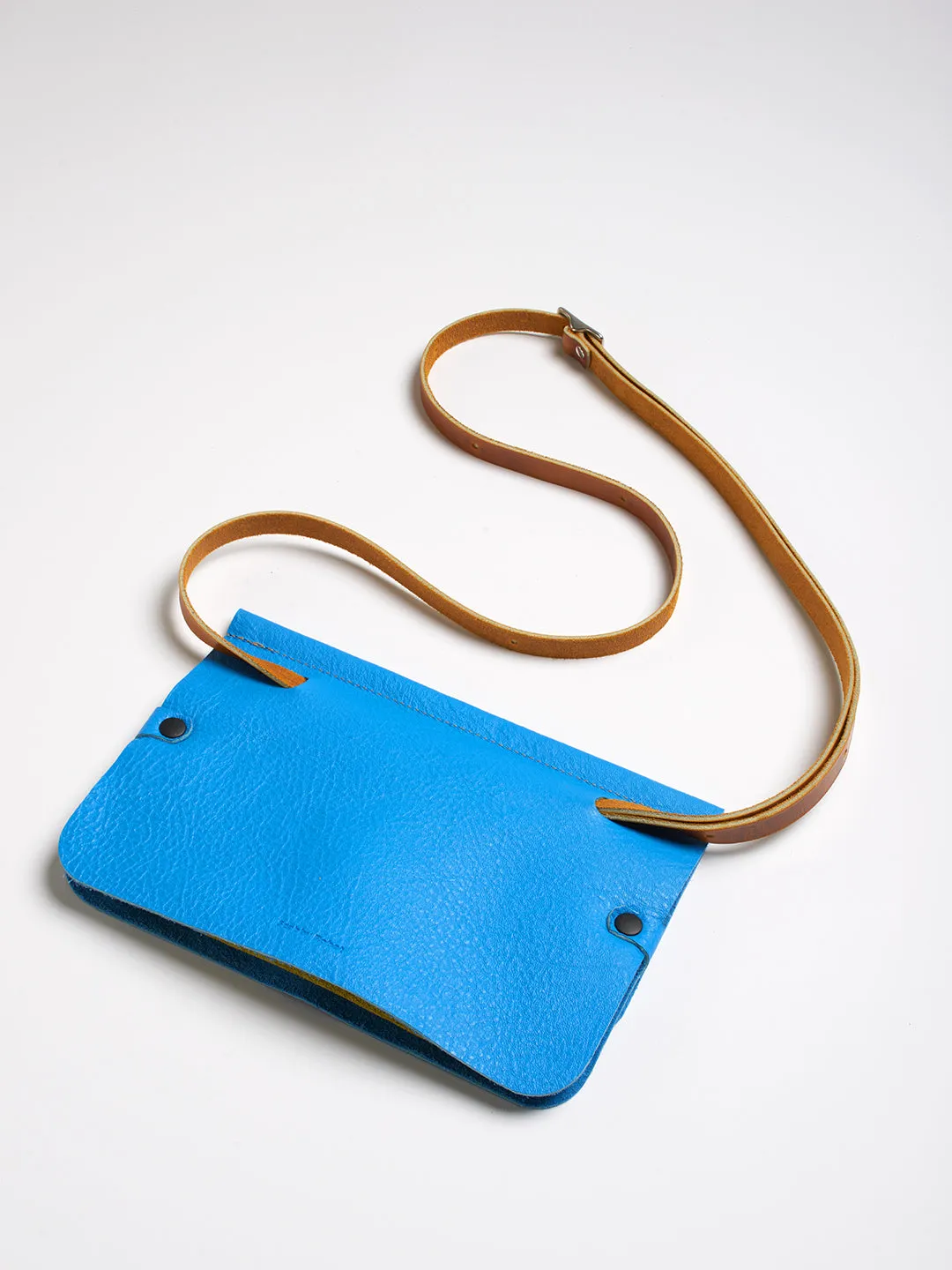 The Novella bag - Sky blue leather