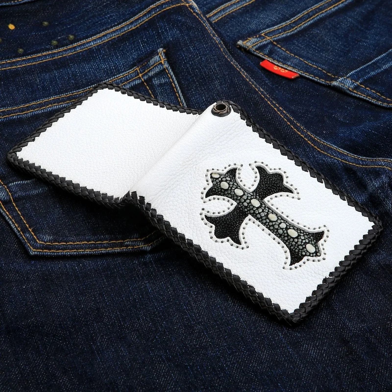 White Stingray Cross Genuine Leather Biker Wallet
