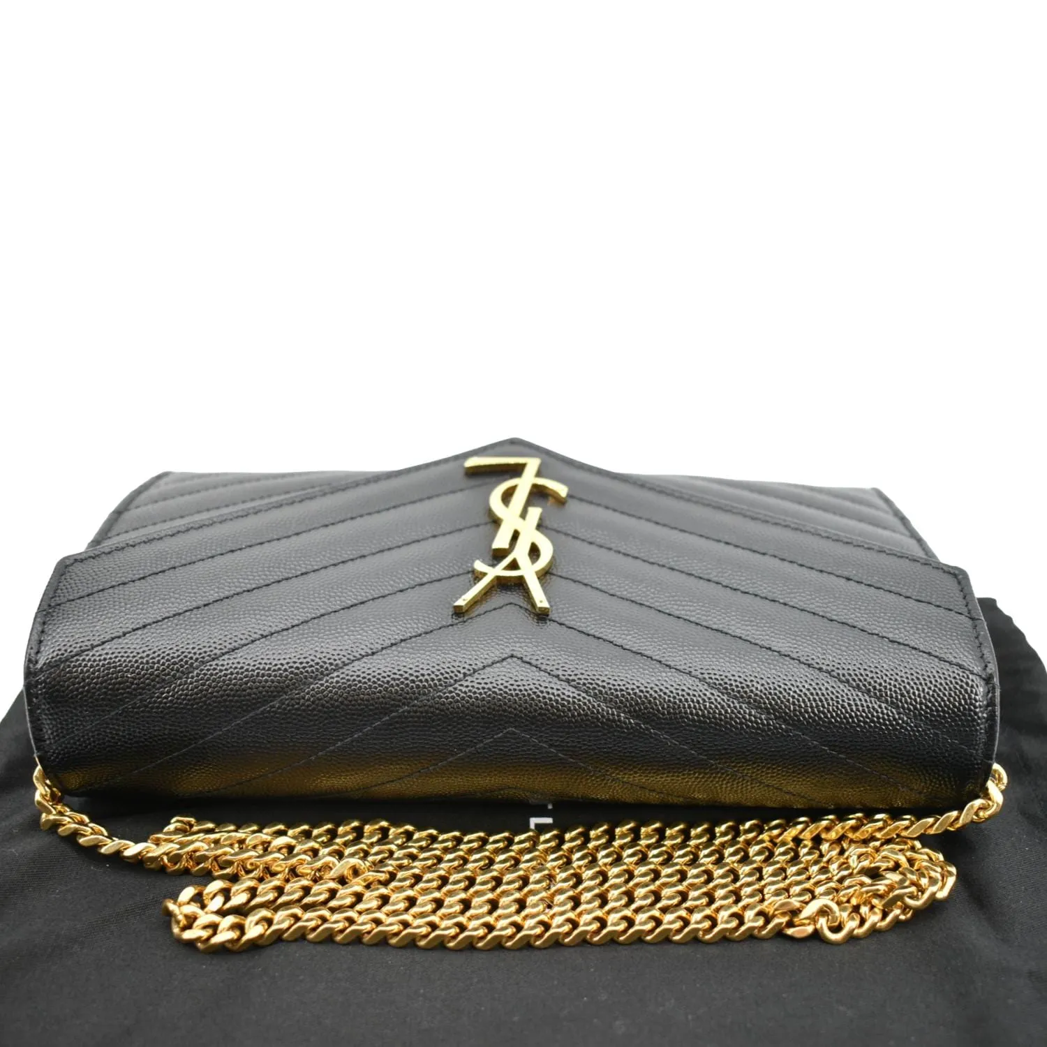 YVES SAINT LAURENT Chevron Grain De Poudre Envelope Chain Bag Black - Sold